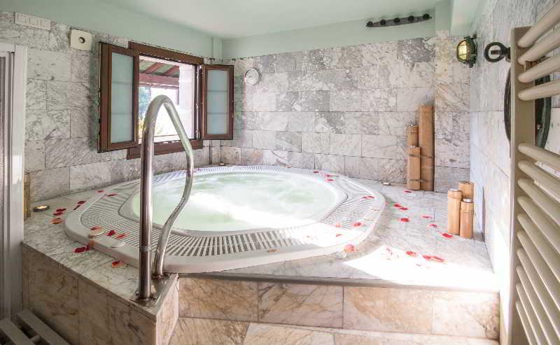 Hotel Spa Atxaspi レサカ エクステリア 写真